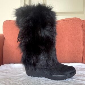 SOLD Pajar Kim Fox Fur Boots in Black size 37/US6-6.5 (MSRP $600)